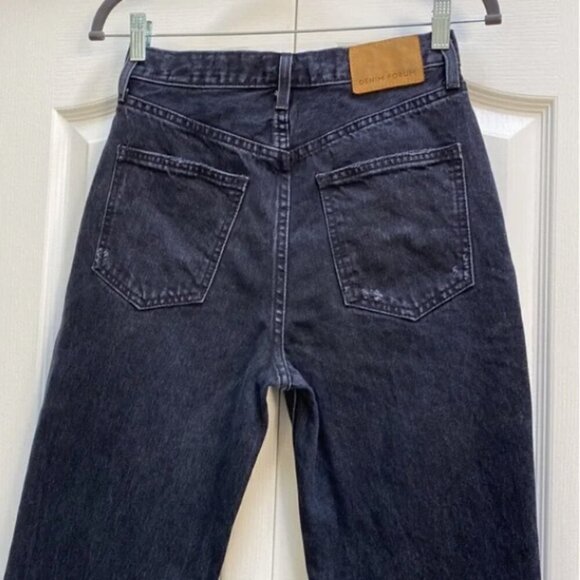 ARITZIA DENIM FORUM Joni Hi-Rise Loose Jean Black Wash Distress Rips 25x29L - Picture 8 of 16